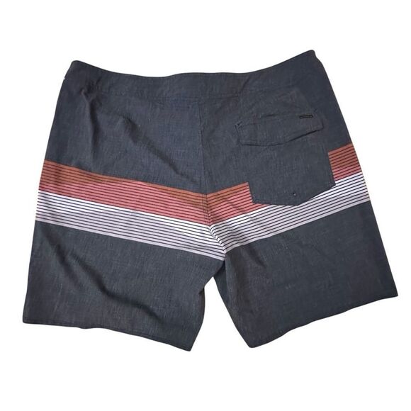 Quiksilver ~ Mens grey Boardshorts ~ size 40 - Picture 2 of 14